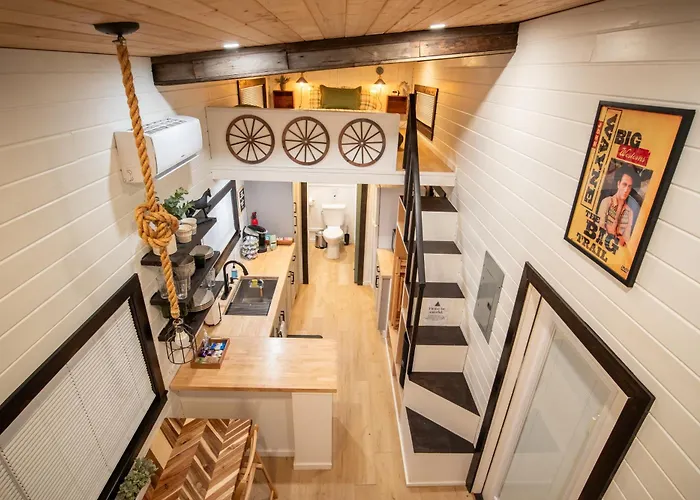 Unique Tiny Home Minutes From Downtown