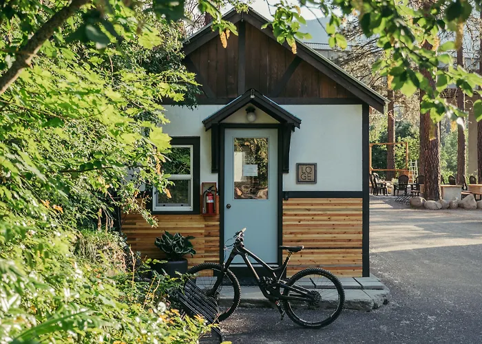 Loge Leavenworth Riverside